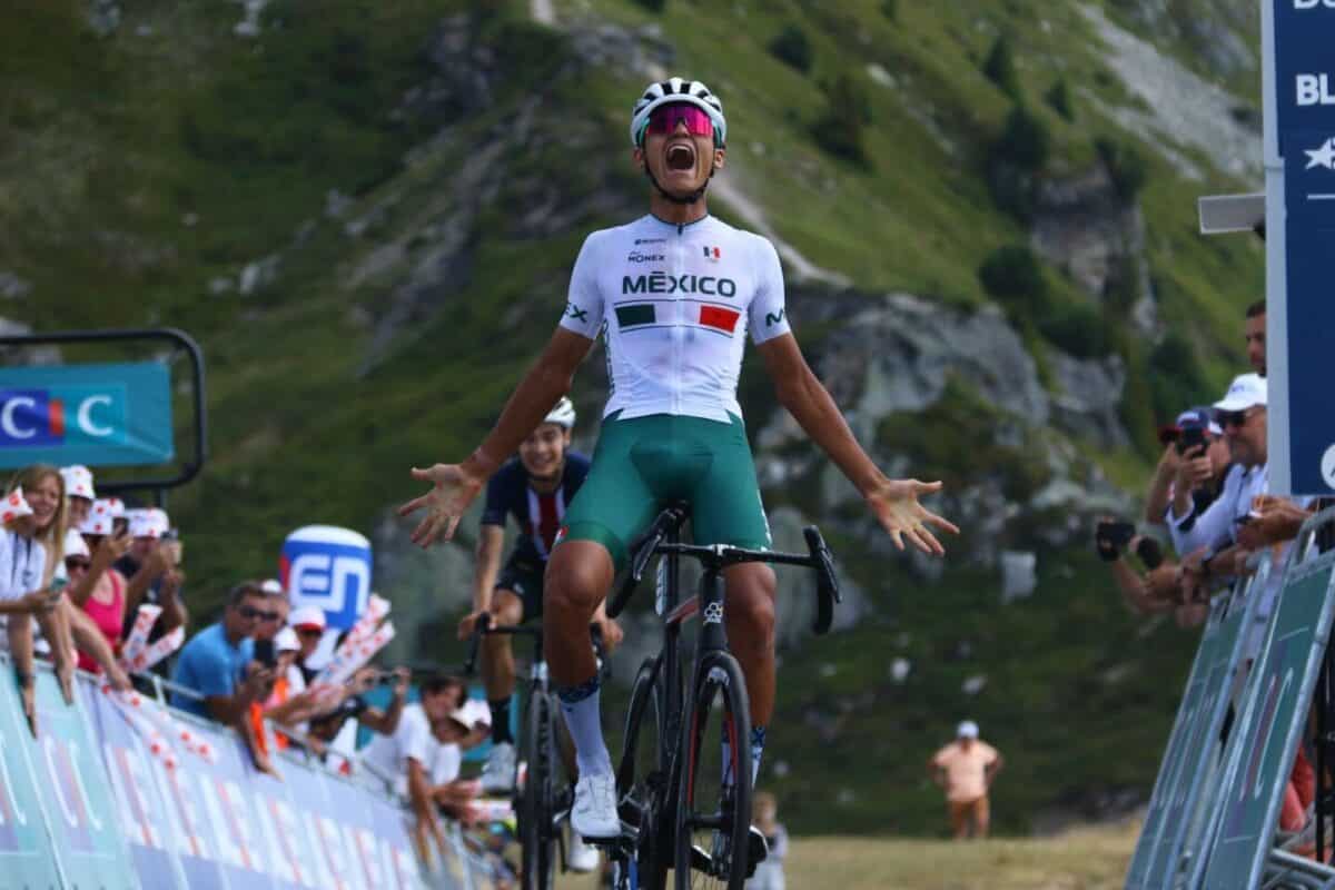 Isaac del Toro, selección de México.