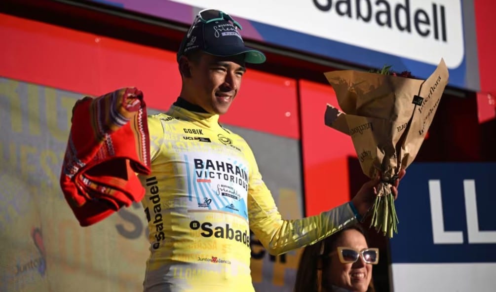 Santiago Buitrago al ganar la edición 2025 de la Volta a la Comunitat Valenciana (Getty Images)