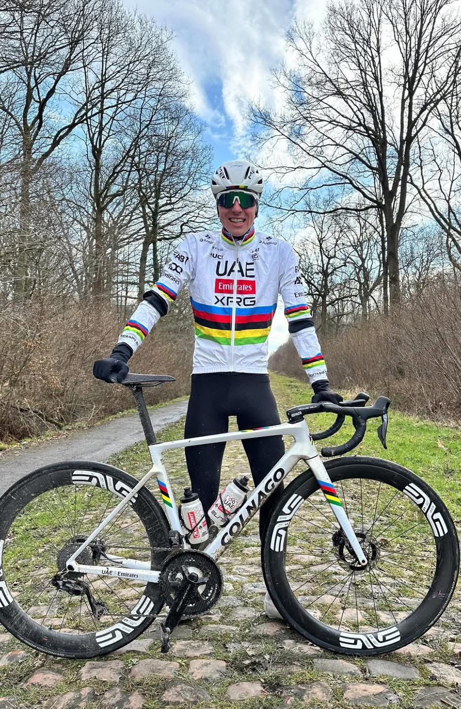 Pogacar en el reconocimiento que hizo en Arenberg.