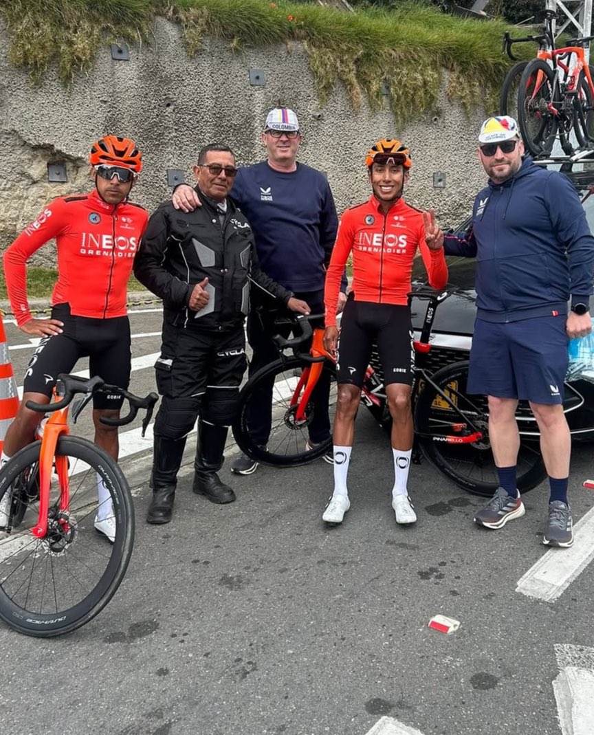 Egan Bernal al marcar el nuevo récord en Bogotá (Instagram)