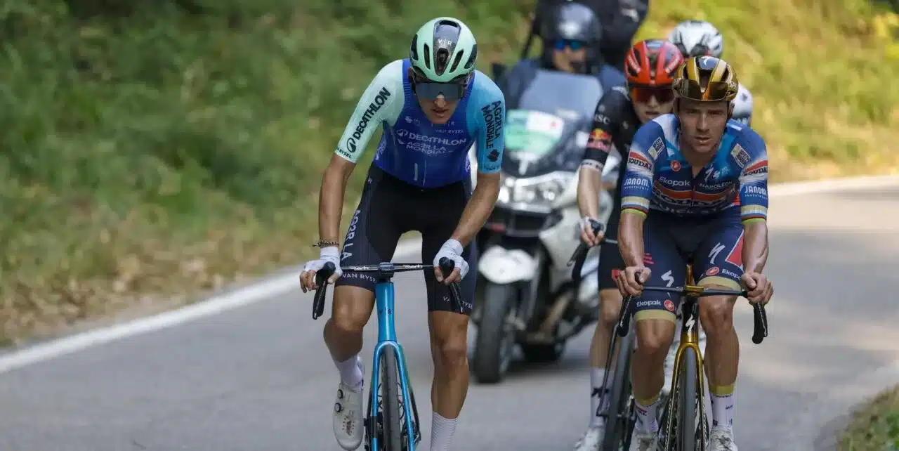 Paul Seixas en Il Lombardía 2025