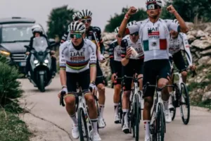 ¿Arrogancia en UAE? “Evitamos revelar el calendario de Pogacar para que no lo evadan y termine con rivales inferiores”