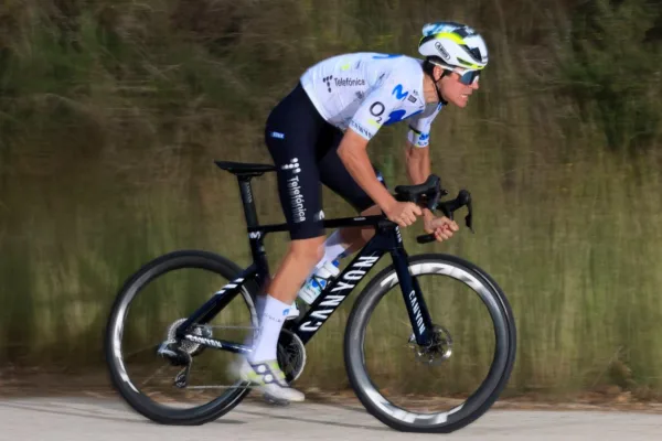 cian uijtdebroeks movistar 2026