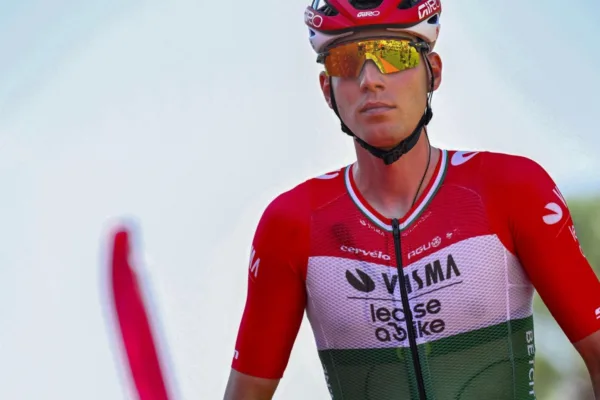 Attila Valter (Visma - Lease a Bike)