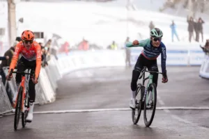 Riccitello le gana el mano a mano a Rodríguez en el retorno del español tras 7 meses