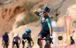 Christian Scaroni (XDS Astana) vence la última etapa y se lleva la general del Tour de Omán 2026
