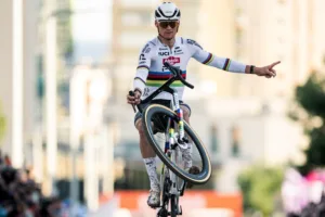 Van der Poel se saltaría por primera vez la temporada de ciclocross frente a su inminente paternidad
