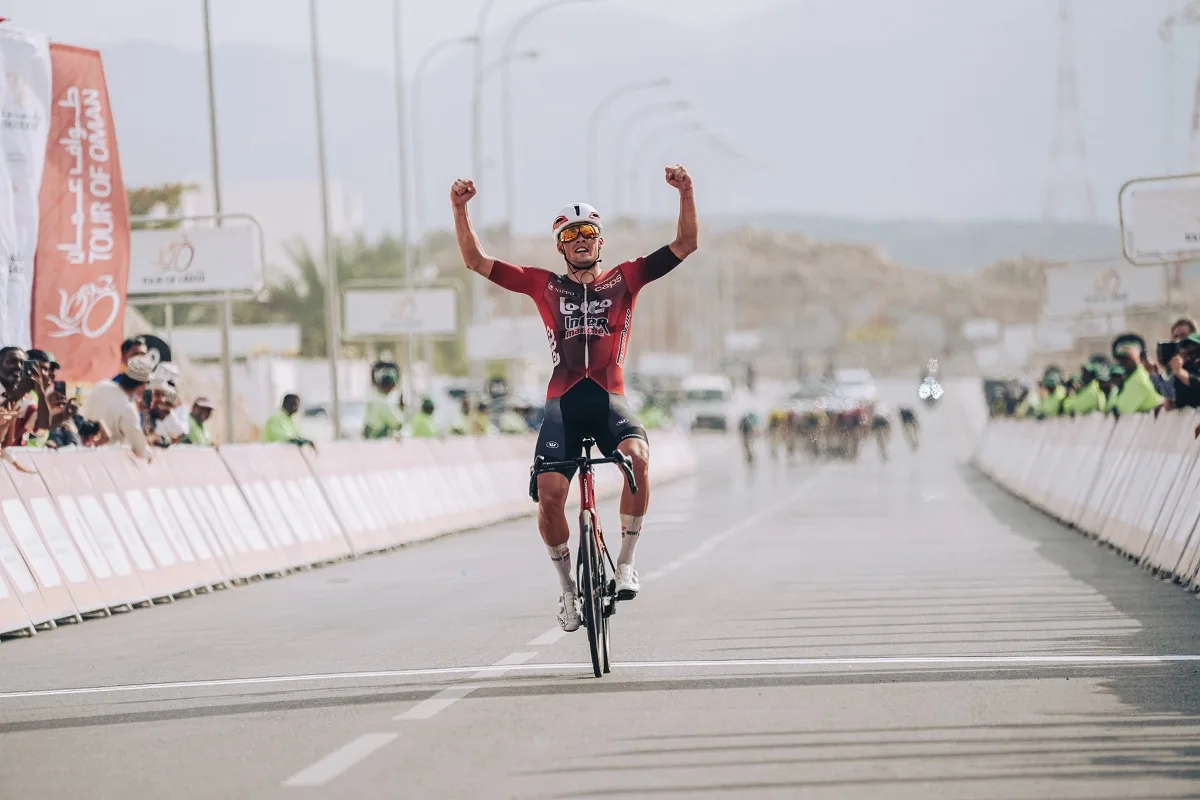 Baptiste Veistroffer (Lotto - Intermarché) gana la segunda etapa del Tour de Omán 2026