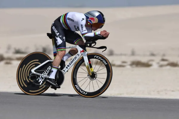Remco Evenepoel (Red Bull) en la contrarreloj de la etapa 2 del UAE Tour 2026