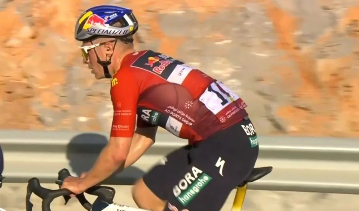 Remco Evenepoel (Red Bull) en la tercera etapa del UAE Tour 2026