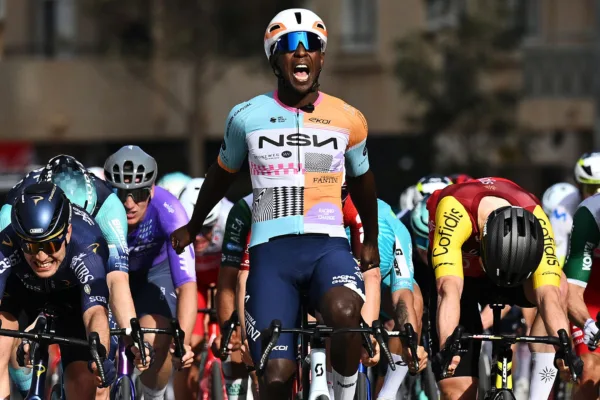 Biniam Girmay, ganador de la Clásica Almería 2026