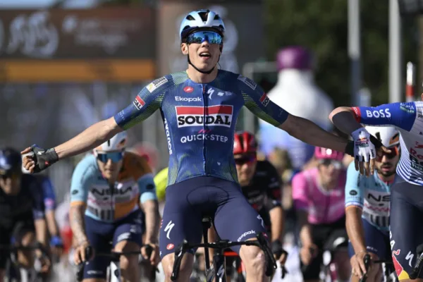 Paul Magnier (Soudal - Quickstep) gana la tercera etapa de la Volta ao Algarve 2026