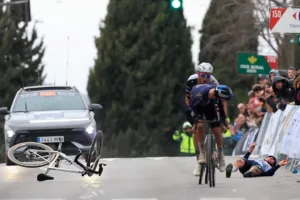 El pelotón suma casi 40 lesionados en solo dos meses de carreras