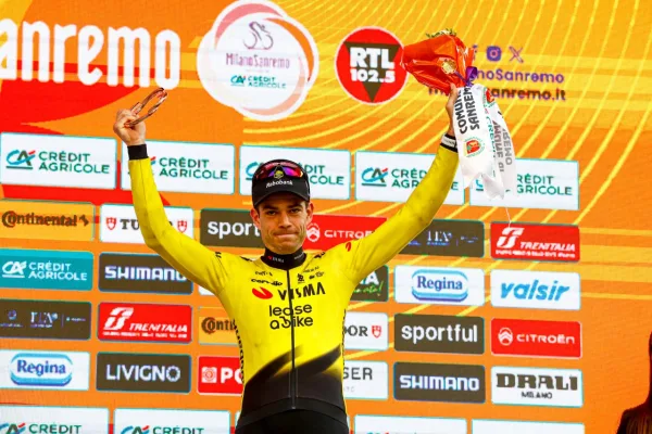 Wout van Aert (Visma - Lease a Bike) logra el tercer puesto en Milano - Sanremo 2026