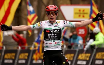 Jonas Vingegaard (Visma - Lease a Bike) vence la sexta etapa de la Volta a Catalunya 2026