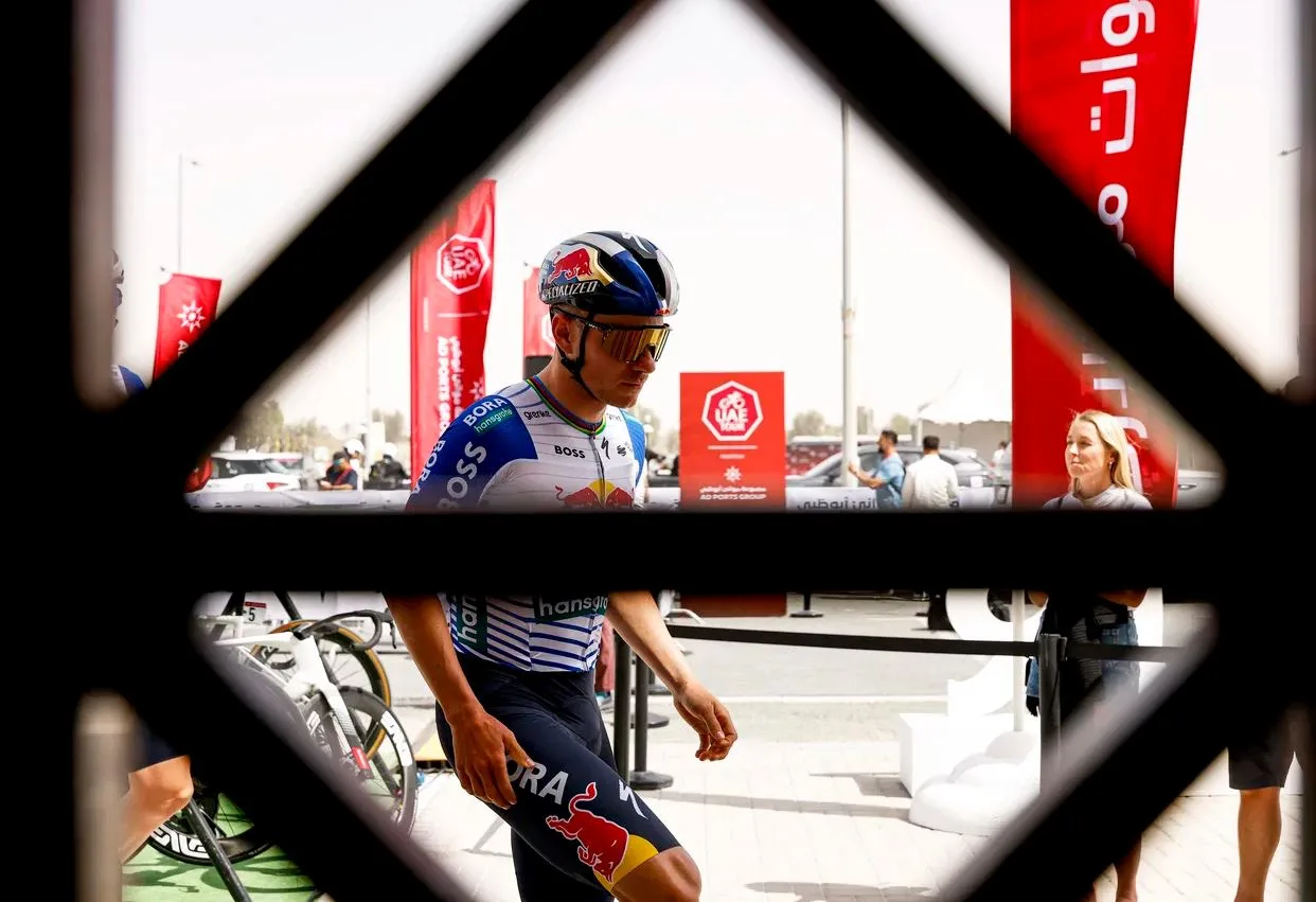 Remco Evenepoel (Red Bull - BORA - hansgrohe) en el UAE Tour 2026
