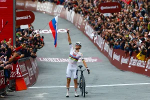 Pogacar: “No me fue fácil distanciar a Seixas”