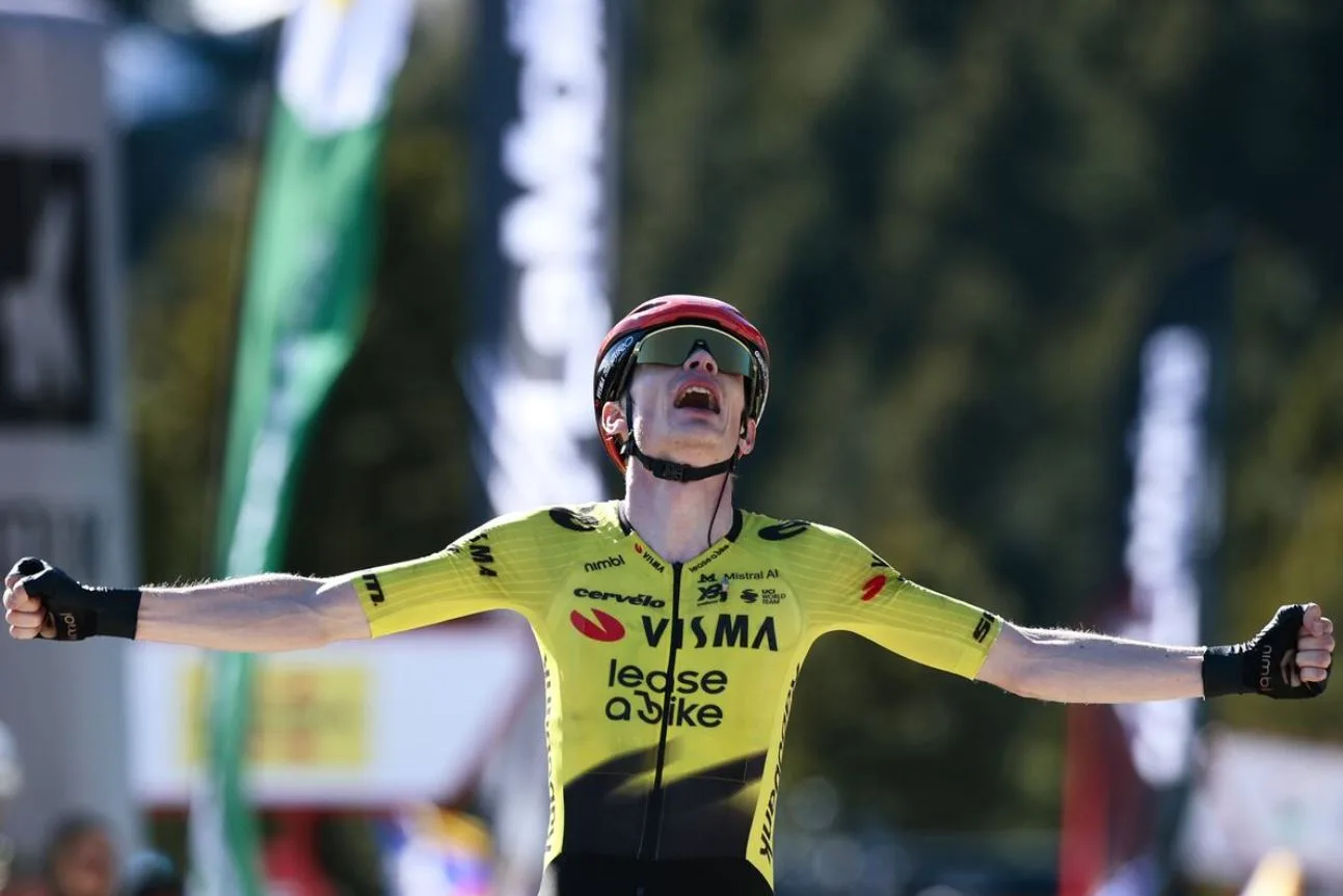 Jonas Vingegaard (Visma - Lease a Bike) gana la quinta etapa de la Volta a Catalunya 2026