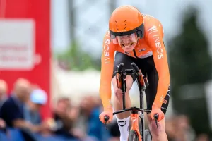 Dorian Godon bate los pronósticos en Romandía y deja a Pogacar sin el primer liderato