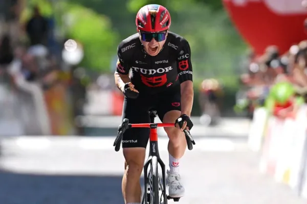 Lennart Jasch (Tudor Pro Cycling) gana la etapa 4 del Tour of the Alps 2026
