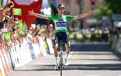 Giulio Pellizzari (Red Bull Bora) vence la quinta y última etapa del Tour of the Alps 2026
