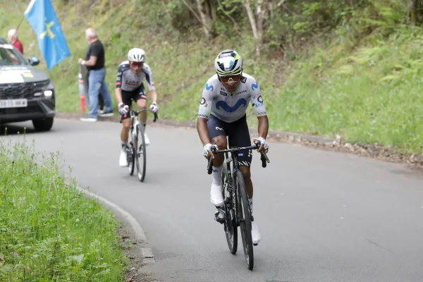 Nairo Quintana gana en Asturias