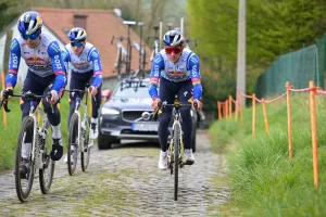 Remco: “Fui un igual con Pogacar y Van der Poel durante largo rato”