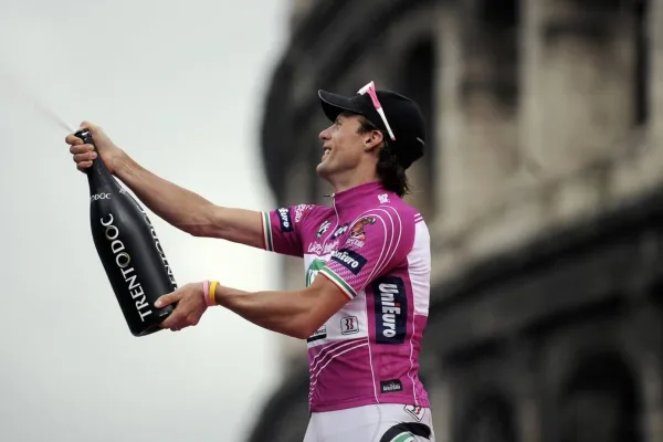Danilo di Luca al ganar el Giro d´Italia 2007