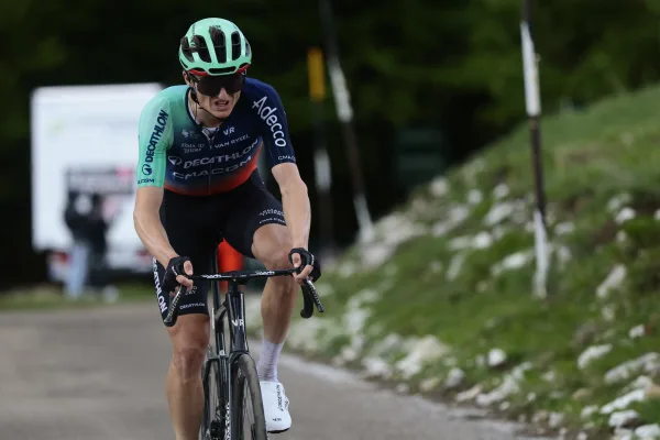 Felix Gall (Decahtlon CMA CGM) en la etapa 7 del Giro d´Italia 2026 (Luca Bettini / AFP)