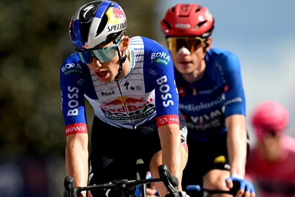 Jai Hindley (Red Bull - BORA) en la etapa 8 del Giro d´Italia 2026