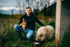 Rondel: el joven ex patinador francés que sigilosamente se mete en generales