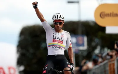 Jhonatan Narváez (UAE) gana la octava etapa del Giro d´Italia 2026