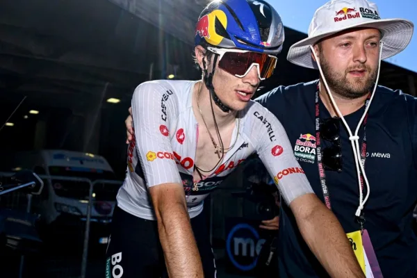 Giulio Pellizzari (Red Bull - BORA) en el Giro d´Italia 2026 (