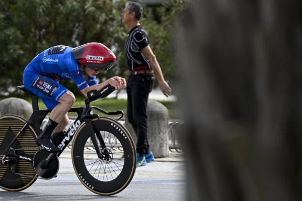 Jonas Vingegaard (Visma - Lease a Bike) en la contrarreloj de la etapa 10 del Giro d´Italia 2026