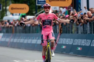 Vingegaard y un cierre “récord” de Giro