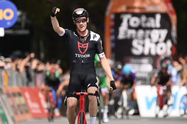 Joel Suter (Tudor Pro Cycling) gana la etapa 3 del Giro de Sicilia 2023