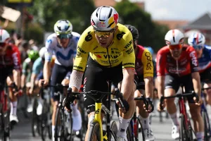 Visma encuentra las primeras “buenas señales” en Van Aert tras un duro inicio en Auvergne