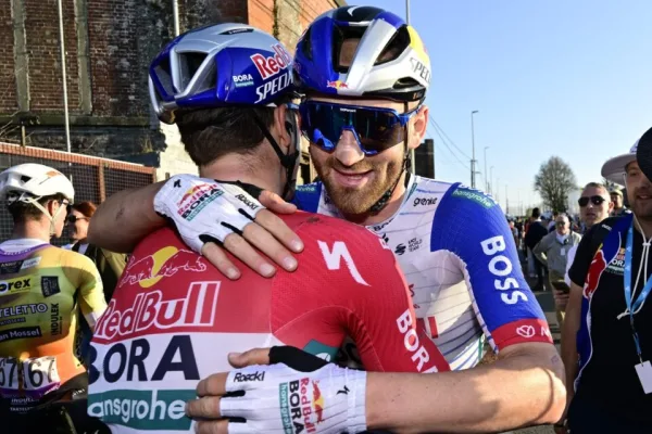 Danny Van Poppel y Jordi Meeus (Red Bull BORA) en Le Samyn 2026