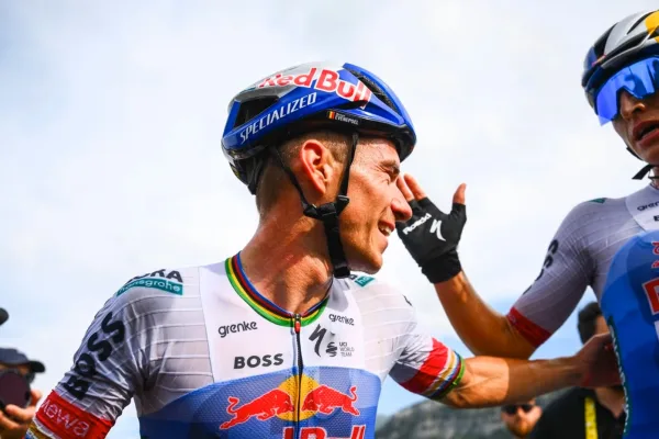 Remco Evenepoel y Florian Lipowitz en el Tour de France 2026