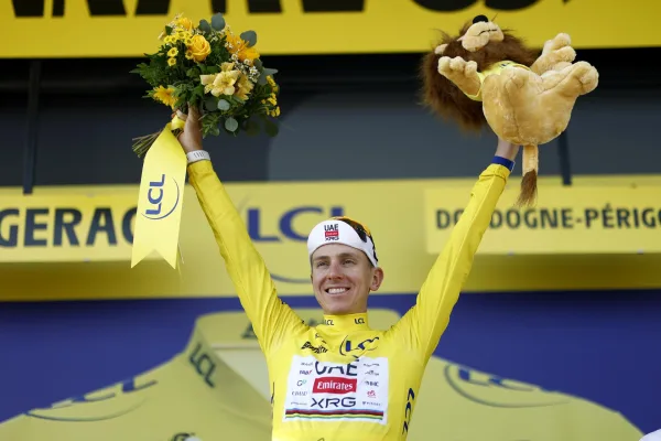 El esloveno Tadej Pogacar tras la octava etapa del Tour de Francia que se ha disputado entre Périgueux y Bergerac, Francia.