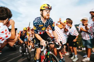 Simmons no es prioridad de Lidl-Trek en el Tour: “Les importa más la verde de Pedersen a que yo gane una etapa”
