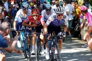 Ex compañero de Remco: “Gran parte del estrés se ha ido, no quisiera estar en su equipo”