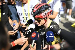 El festival de excusas de un Vingegaard golpeado por Pogacar en el Tour: mal día, la bajada y la forma por venir
