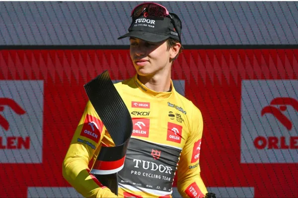 Marco Brenner (Tudor) al ganar el Tour de Polonia 2026