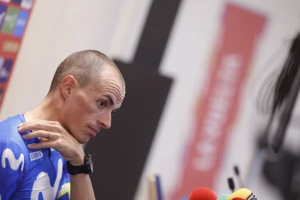 Enric Mas (Movistar) en 2026