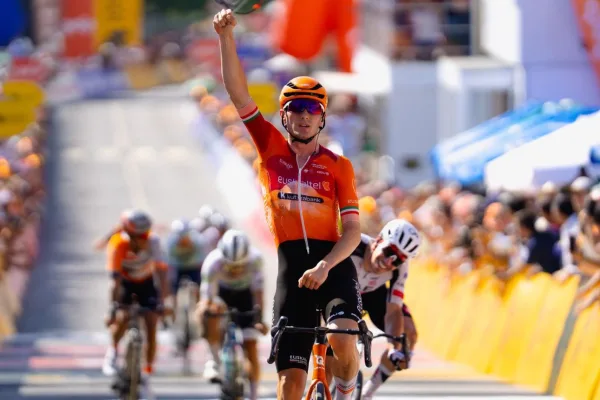 Xabier Isasa (Euskaltel-Euskadi) gana la etapa 6 de la Volta a Portugal 2026