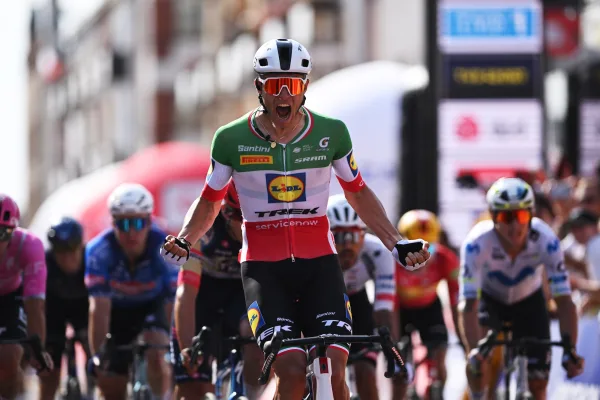 Jonathan Milan (Lidl-Trek) gana la primera etapa del Tour de Polonia 2026