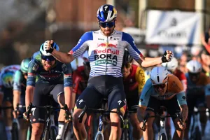 Con el objetivo de Roglic arruinado, Red Bull BORA reinventa su alineación para La Vuelta