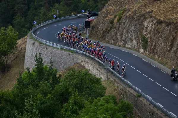 El pelotón en La Vuelta a España 2026