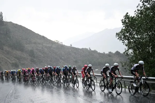 El pelotón de La Vuelta a España 2026 en la etapa 3